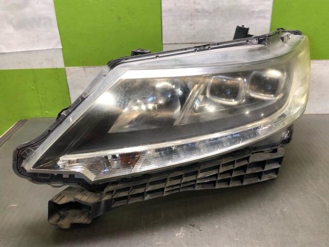 【中古】中古部品 オデッセイ RC1 左ﾍｯﾄﾞﾗﾝﾌﾟ 【3330530100-000005324410900】