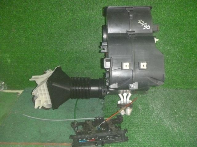 【中古】中古部品 ハイゼット S210P ﾋｰﾀｰﾌﾞﾛｱﾓｰﾀｰ 【3330370100-000243030967900】
