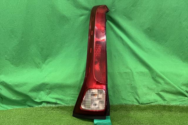 【中古】中古部品 セレナ NC25 左ﾃｰﾙﾗﾝﾌﾟ 【3330240100-002024677415600】