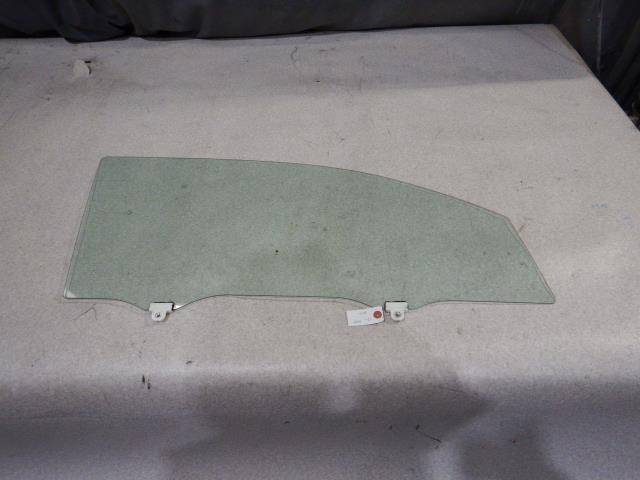 【中古】中古部品 アルト HA36S 右ﾌﾛﾝﾄﾄﾞｱｶﾞﾗｽ 【3330810100-241213000313130】 9,235円