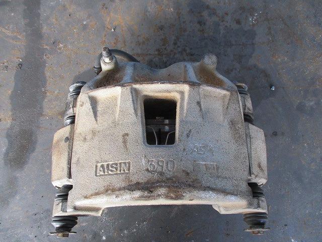 【中古】中古部品 デュトロ XZU675T 左ﾌﾛﾝﾄｷｬﾘﾊﾟｰ 【3310270100-000014475044360】