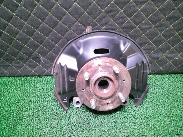 【中古】中古部品 フィットシャトル GP2 右ﾌﾛﾝﾄﾅｯｸﾙﾊﾌﾞ 【3330660100-000024323144310】