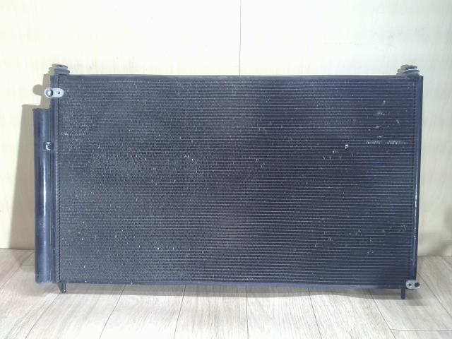 【中古】中古部品 オデッセイ RB3 ｺﾝﾃﾞﾝｻｰ 【3310390100-241108000760600】