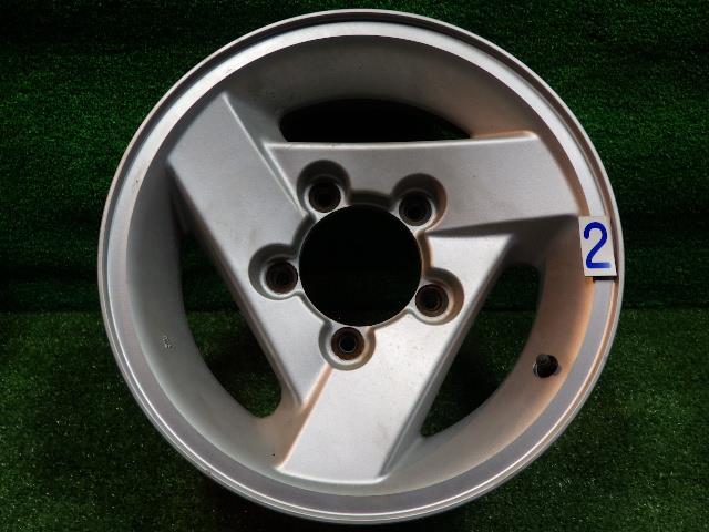 【中古】中古部品 ジムニーワイド JB33W ﾎｲｰﾙ 【3330200100-242159000047211】
