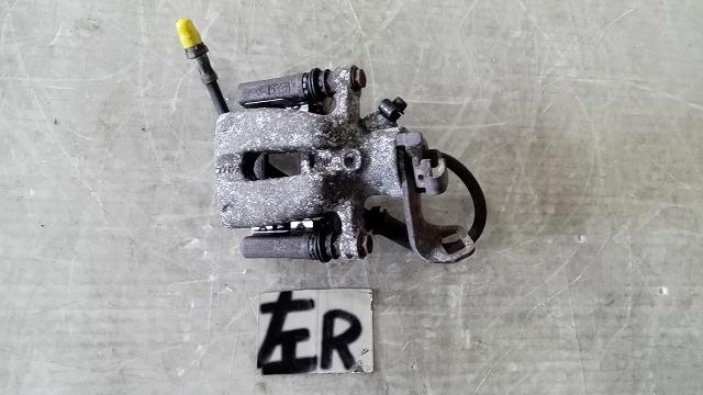 【中古】中古部品 BMW ミニ MM16 左リアキャリパー 【3310050100-000193019444460】