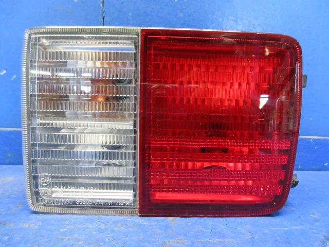 【中古】中古部品 NV100クリッパー DR17V 右ﾃｰﾙﾗﾝﾌﾟ 【3310270100-000014556915500】
