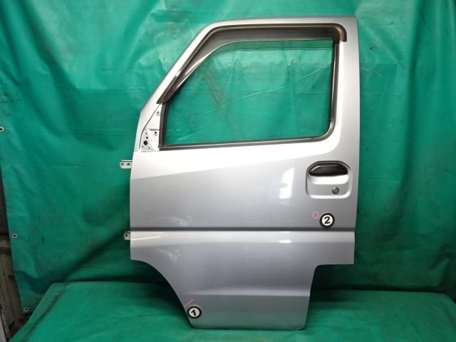【中古】中古部品 NV100クリッパー U71V 左ﾌﾛﾝﾄﾄﾞｱ 【3330990500-241220000113200】