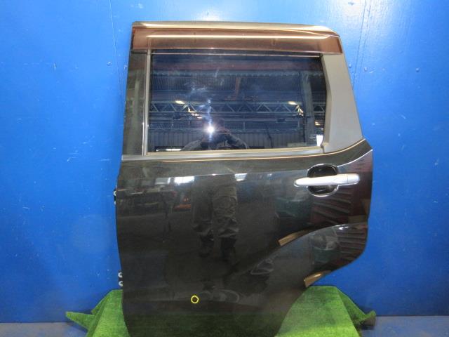 【中古】中古部品 ムーヴ LA150S 左ﾘｱﾄﾞｱ 【3310270100-000014563513400】