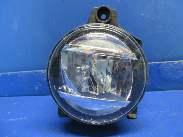 【中古】中古部品 ムーヴ LA150S 左ﾌｫｸﾞﾗﾝﾌﾟ 【3310270100-000014563510950】
