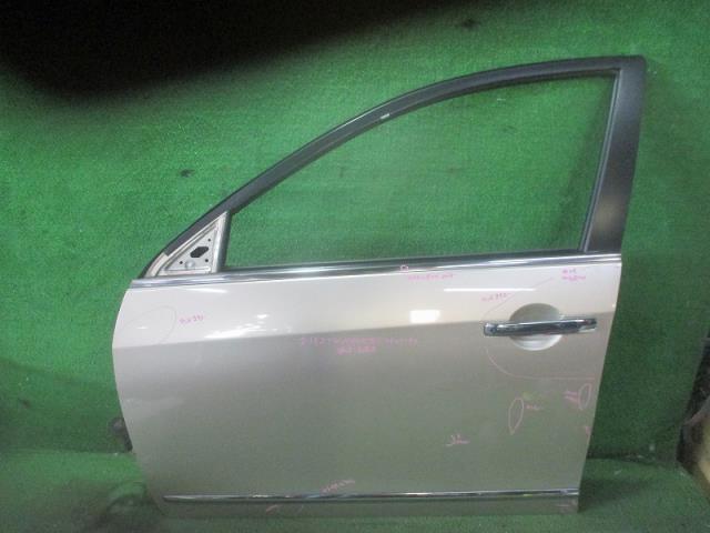 【中古】中古部品 ブルーバードシルフィ KG11 左ﾌﾛﾝﾄﾄﾞｱ 【3500080000-240730001213200】