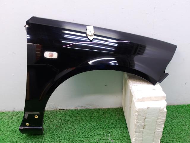 【中古】中古部品 ウイングロード WRY11 右ﾌﾛﾝﾄﾌｪﾝﾀﾞｰ 【3310250100-000243039010600】