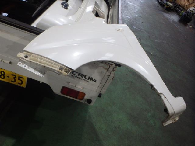 【中古】中古部品 ステラ RN1 左ﾌﾛﾝﾄﾌｪﾝﾀﾞｰ 【3331010800-000022837310700】