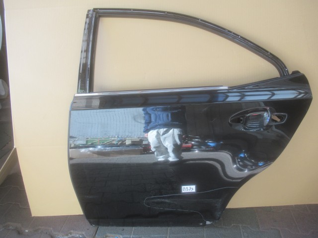 【中古】中古部品 レクサス HS ANF10 左ﾘｱﾄﾞｱ 【3380050000-000036542213400】