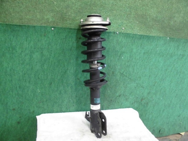 【中古】中古部品 ワゴンＲ MH23S 左ﾌﾛﾝﾄｽﾄﾗｯﾄ 【3310420000-000002311550210】