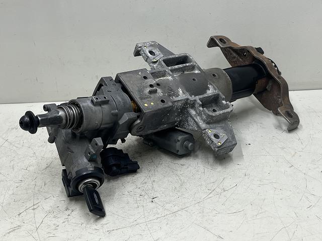 【中古】中古部品 リンカーン ナビゲーター 5LMFL28 ｽﾃｱﾘﾝｸﾞｺﾗﾑ 【3310070100-0000Y0748547140】