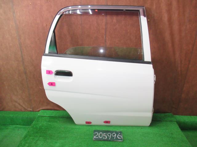 【中古】中古部品 アルト HA23S 右ﾘｱﾄﾞｱ 【3310120100-241227000113300】 9,741円