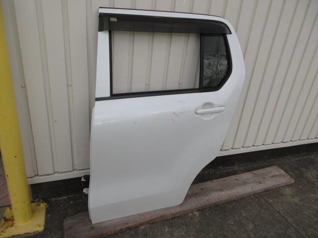 【中古】中古部品 ワゴンＲ MH34S 左ﾘｱﾄﾞｱ 【3310190100-000244012813400】