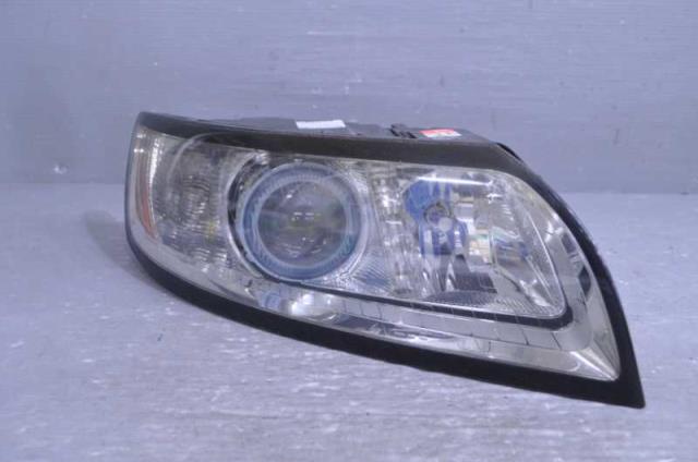 【中古】中古部品 ボルボ 50シリーズ MB5244 右ﾍｯﾄﾞﾗﾝﾌﾟ 【3310580000-241228001510800】