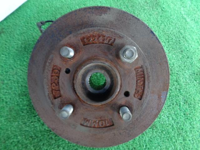【中古】中古部品 ワゴンＲ MH23S 右ﾌﾛﾝﾄﾅｯｸﾙﾊﾌﾞ 【3340030100-734434000044311】