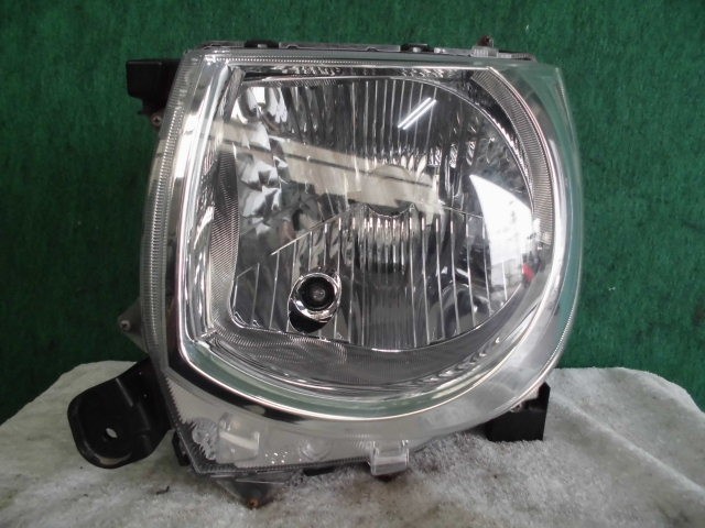 【中古】中古部品 ＭＲワゴン MF33S 左ﾍｯﾄﾞﾗﾝﾌﾟ 【3310420000-000002313210900】