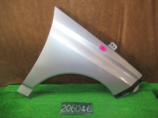 【中古】中古部品 ビアンテ CCEFW 右ﾌﾛﾝﾄﾌｪﾝﾀﾞｰ 【3310120100-250110000210600】 8,250円
