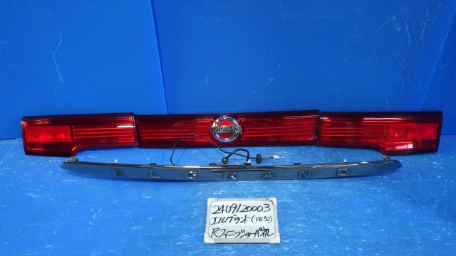 【中古】中古部品 エルグランド TE52 ﾘｱﾌｨﾆｯｼｬｰﾊﾟﾈﾙ 【3330340100-240912000315200】