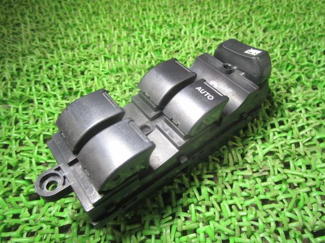 【中古】中古部品 ＭＲワゴン MF33S ﾊﾟﾜｰｳｲﾝﾄﾞｳｽｲｯﾁ 【3330540100-250110000261900】