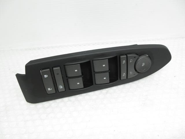 【中古】中古部品 キャデラック CTS X322C ﾊﾟﾜｰｳｲﾝﾄﾞｳｽｲｯﾁ 【3500170000-250110502561900】