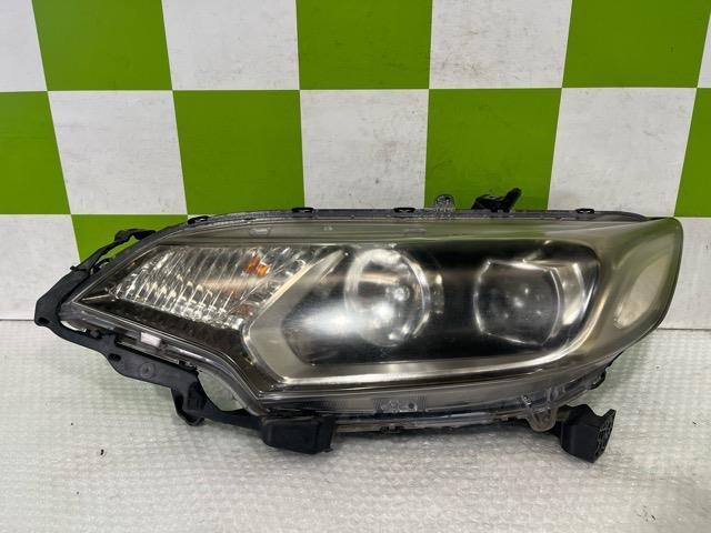 【中古】中古部品 フィット GK3 左ﾍｯﾄﾞﾗﾝﾌﾟ 【3330530100-000005337310900】