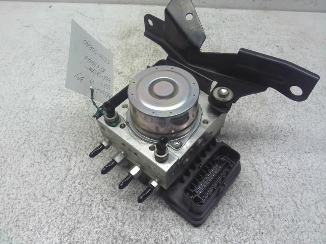 【中古】中古部品 ジムニー JB64W ABSｱｸﾁｭｴｰﾀｰ 【3310160100-000004344042500】