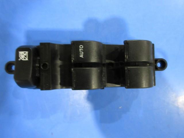 【中古】中古部品 ハスラー MR41S ﾊﾟﾜｰｳｲﾝﾄﾞｳｽｲｯﾁ 【3310590000-000008475461900】 6,437円