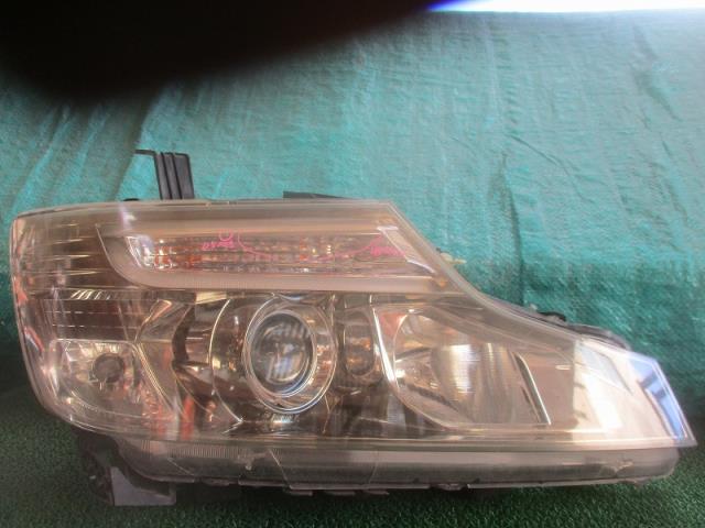 【中古】中古部品 ステップワゴン RK5 右ﾍｯﾄﾞﾗﾝﾌﾟ 【3500080000-240912000810800】｜e-cleマート