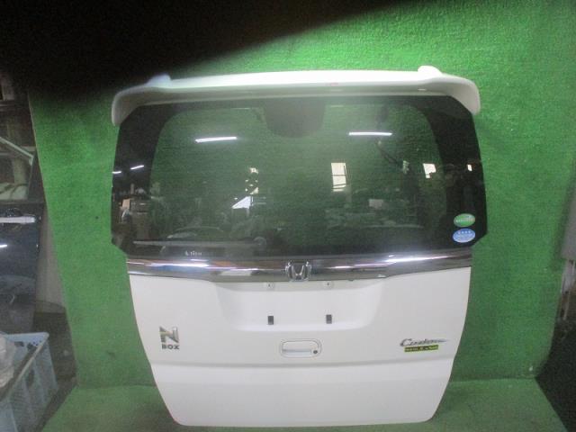 【中古】中古部品 N−BOX JF1 バックドア 【3500080000-240918000615800】|e-cleマート