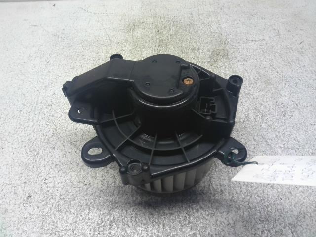 【中古】中古部品 エブリィ DA64V ヒーターブロアモーター 【3310160100-000004412667900】|e-cleマート