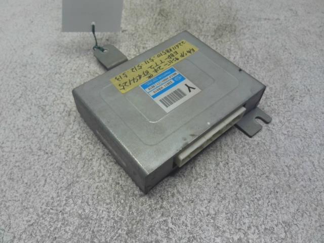 【中古】中古部品 サンバー TT2 ｴﾝｼﾞﾝｺﾝﾋﾟｭｰﾀｰ 【3310160100-000004412563100】