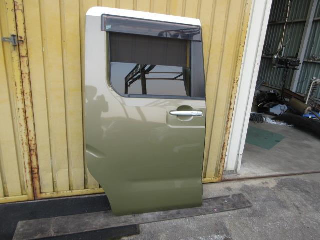 【中古】中古部品 ウェイク LA700S 右リアドア 【3310190100-000244014913300】|e-cleマート