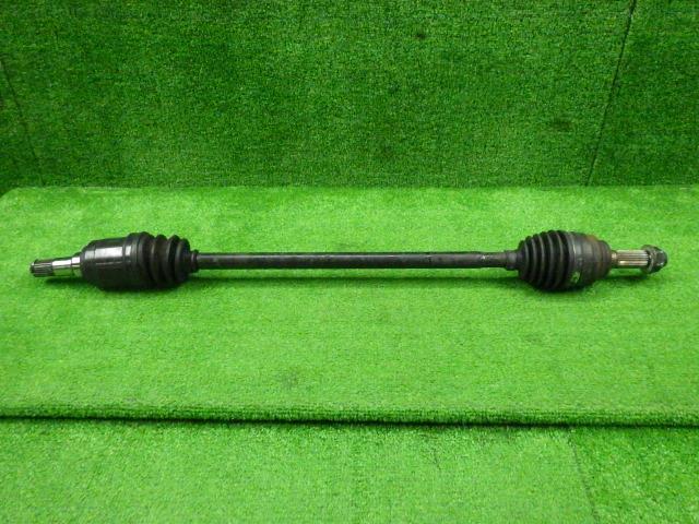 【中古】中古部品 キャリィ DA16T 右ﾌﾛﾝﾄﾄﾞﾗｲﾌﾞｼｬﾌﾄ 【3330250100-000000888342100】