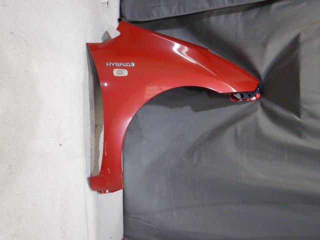 【中古】中古部品 プリウス NHW20 右ﾌﾛﾝﾄﾌｪﾝﾀﾞｰ 【3330810100-250116000110600】