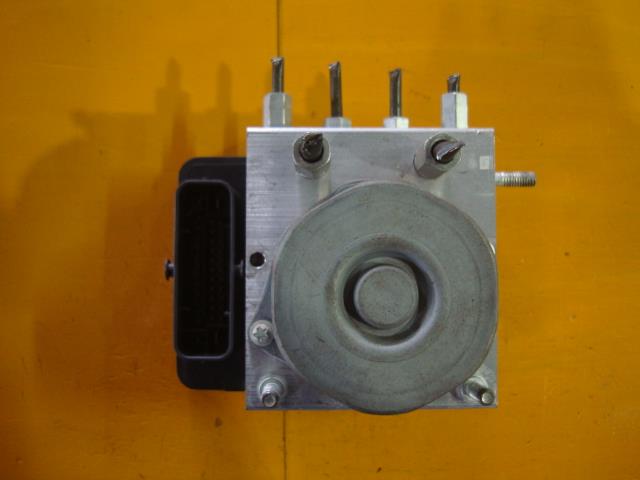 【中古】中古部品 スペーシア MK53S ABSｱｸﾁｭｴｰﾀｰ 【3340220100-000225078642500】
