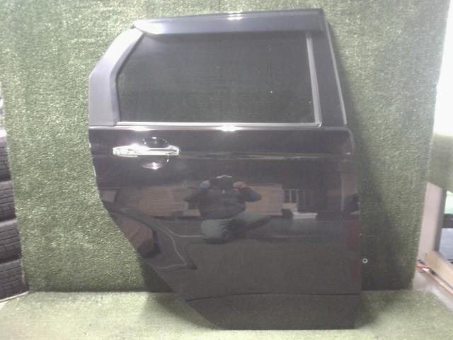 【中古】中古部品 Ｎ－ＷＧＮ JH1 右ﾘｱﾄﾞｱ 【3260460000-250116000413300】