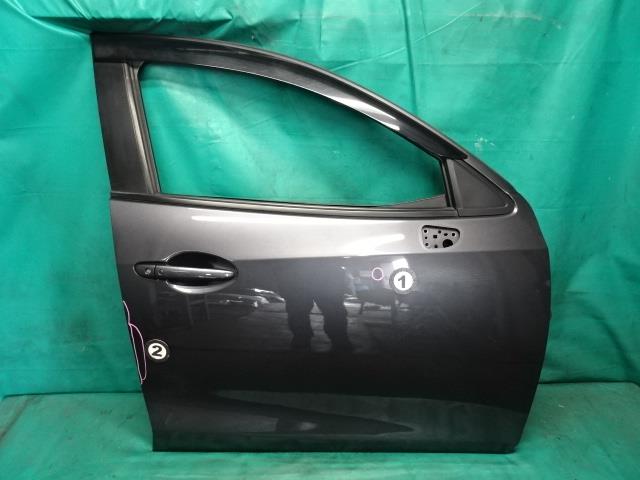 【中古】中古部品 デミオ DJ5FS 右ﾌﾛﾝﾄﾄﾞｱ 【3330990500-250120000113100】 14,768円