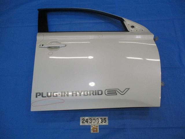 【中古】中古部品 アウトランダー GG2W 右ﾌﾛﾝﾄﾄﾞｱ 【3310040100-000243063513100】