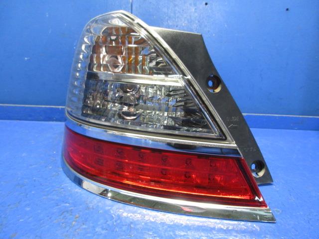 【中古】中古部品 オデッセイ RB1 左ﾃｰﾙﾗﾝﾌﾟ 【3310270100-000014587515600】