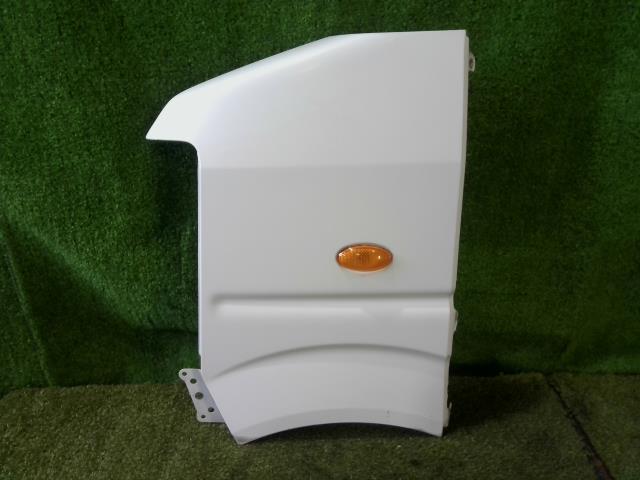 【中古】中古部品 エブリィ DA64V 左ﾌﾛﾝﾄﾌｪﾝﾀﾞｰ 【3260070000-250117000510700】 6,424円