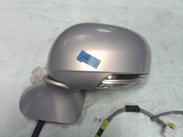 【中古】中古部品 クラウンマジェスタ URS206 左ｻｲﾄﾞﾐﾗｰ 【3310200100-000021285313600】