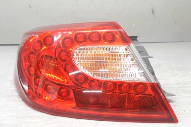【希少品】送料込み‼️Y50 フーガ US テール 左右セット 美品 反射板LED フーガ DBA-Y50 左テールランプ ストップランプ ブレーキランプ
