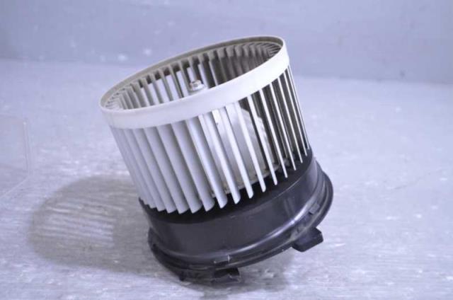 【中古】中古部品 セレナ HFC26 ﾋｰﾀｰﾌﾞﾛｱﾓｰﾀｰ 【3310580000-250126001767900】