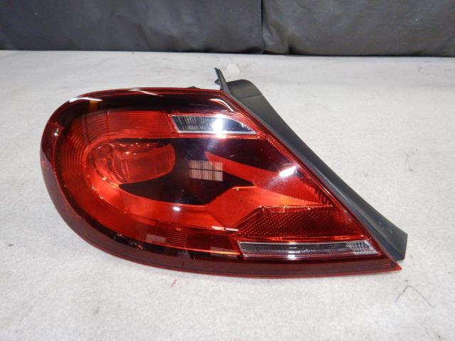 【中古】中古部品 VW ザ・ビートル 16CBZ 左テールランプ 【3330810100-250127000115600】
