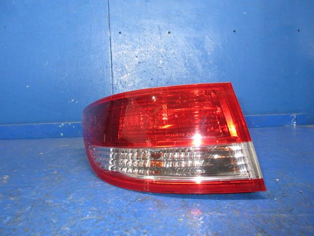 【中古】中古部品 エリシオン RR1 左ﾃｰﾙﾗﾝﾌﾟ 【3310270100-000014614415600】