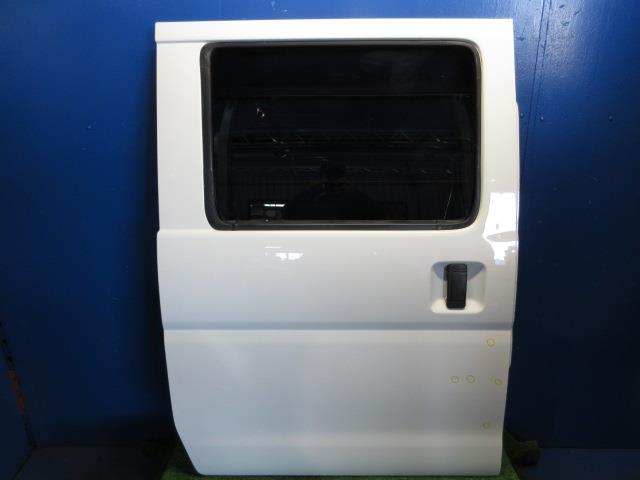 【中古】中古部品 ハイゼット S321V 右ﾘｱﾄﾞｱ 【3310270100-000014610013300】